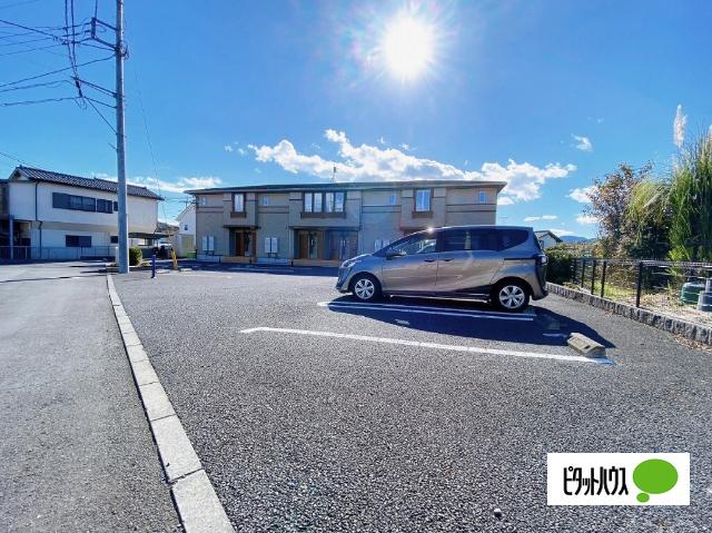 タウンハウス美里Ｊ（102） 駐車場