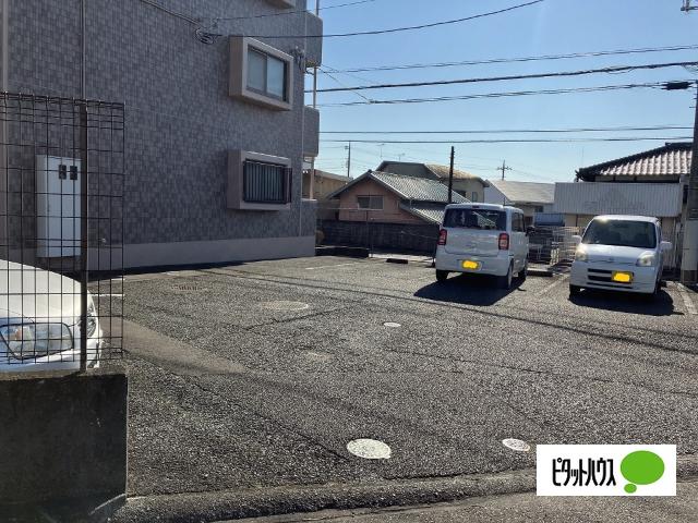 ヴィラセンチュリー（３０３） 駐車場