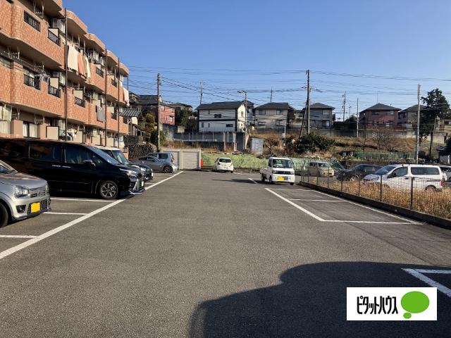 ＴＯＭＯＥＹＡ（１０５） 駐車場