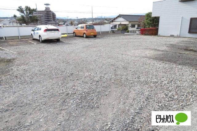 コーポＲＯＭ（３０２） 駐車場