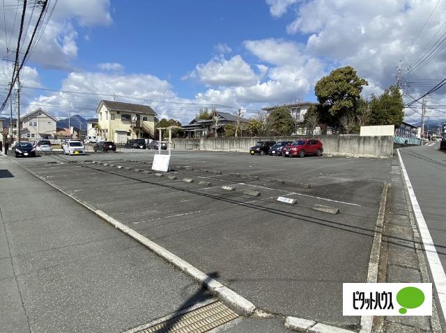 富士宮市万野原新田３１６２−１駐車場 駐車場