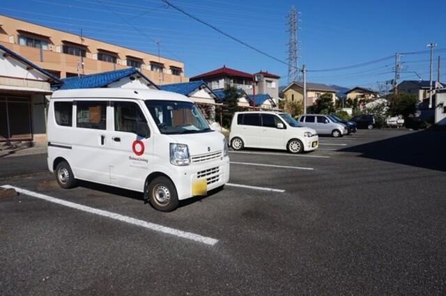 ビギニングＡ（106） 駐車場