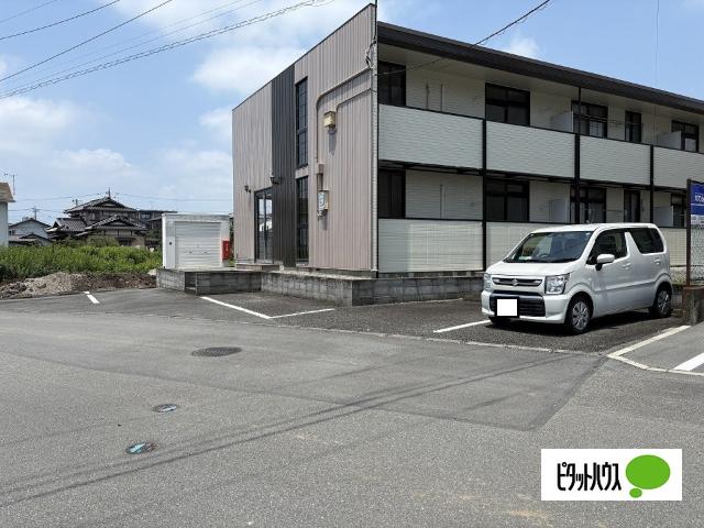コーポラス神山ＩＩＩ（２０１） 駐車場