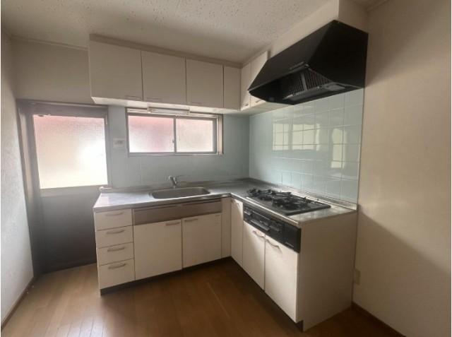 富士宮市大鹿窪中古戸建 キッチン