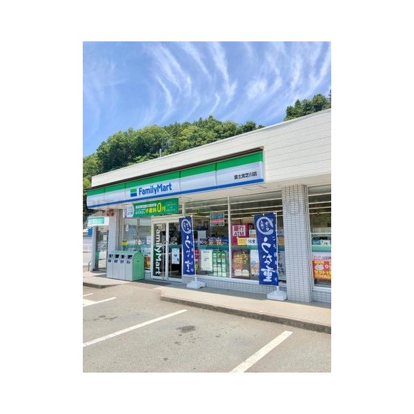 ファミリーマート富士宮芝川店