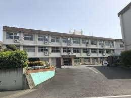 富士宮市立富士根南中学校