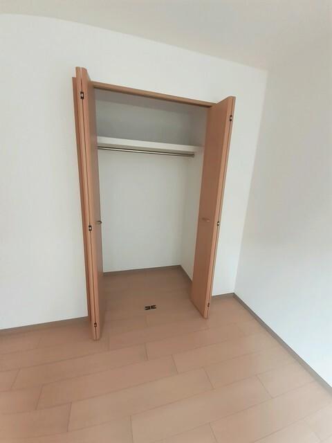スフィア伏見（202） 収納