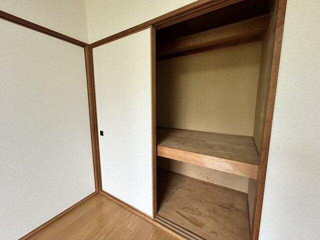 クレストール石山（101） 収納
