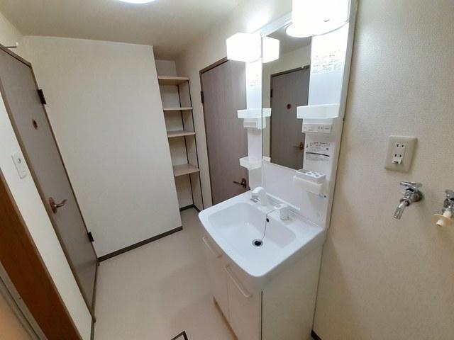 クレストール高柳（104） 洗面