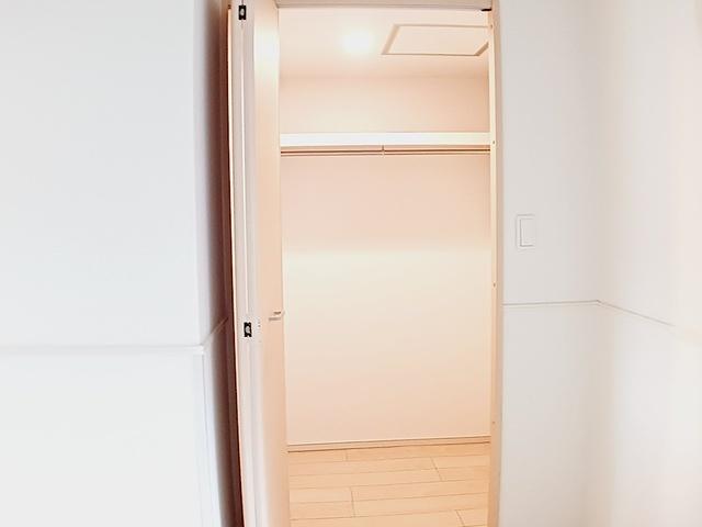 ソレイユ西町Ａ（102） 収納