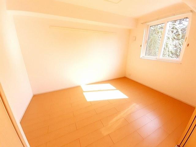 Ｅａｓｔ・Ｇａｒｄｅｎ（102） 室内