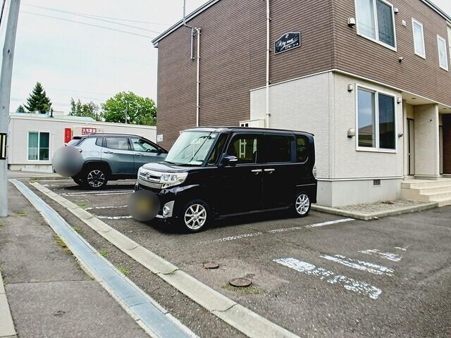 ＡＩＲＹ　ＣＯＵＲＴ（101） 駐車場