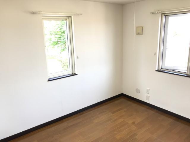 レフュージ川沿 部屋画像