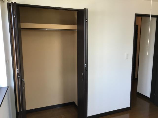 レフュージ川沿 部屋画像