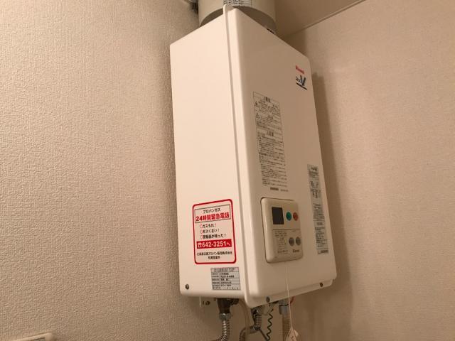 レフュージ川沿 部屋画像