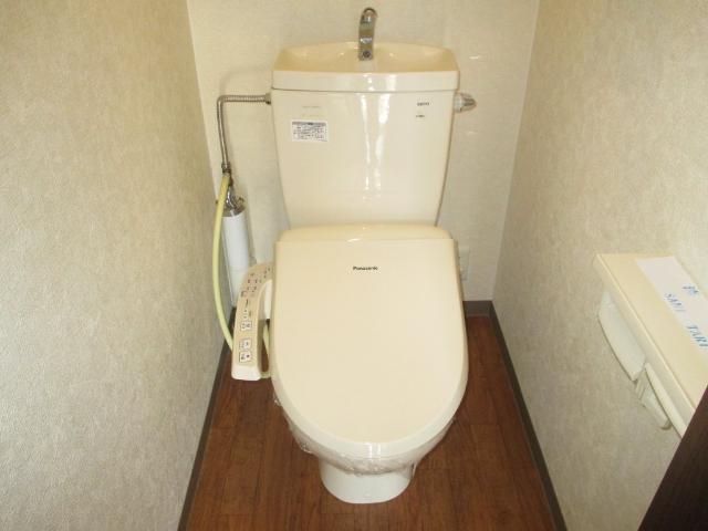 ロイヤルヒルズ　Ｂ棟 トイレ