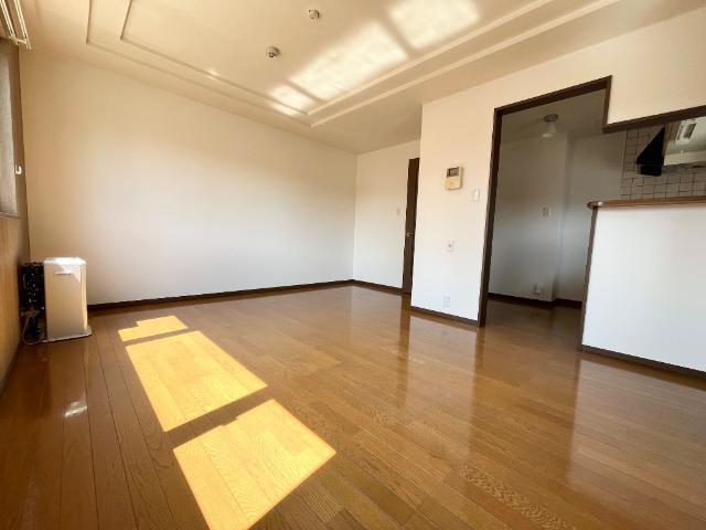 ティンカーベル元町 リビング
