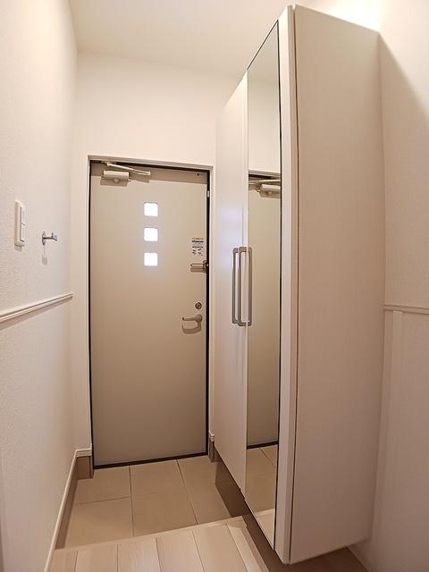 カーサ　ルーナ（103） 玄関