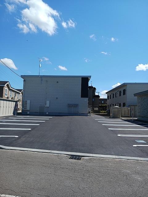 カーサ　ルーナ（103） 駐車場