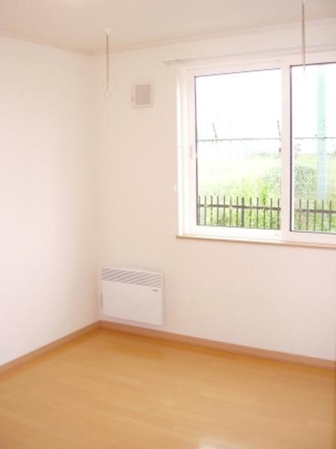 イーストロイウッド（102） 部屋画像