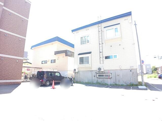 パラッツオわたなべ（101） 駐車場