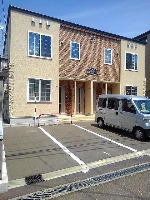 アルページュ（102） 駐車場