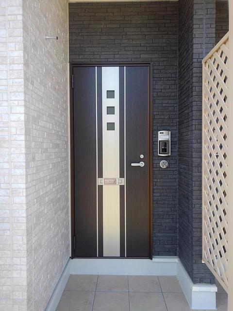 アンソレイエ　弐番館（101） 玄関