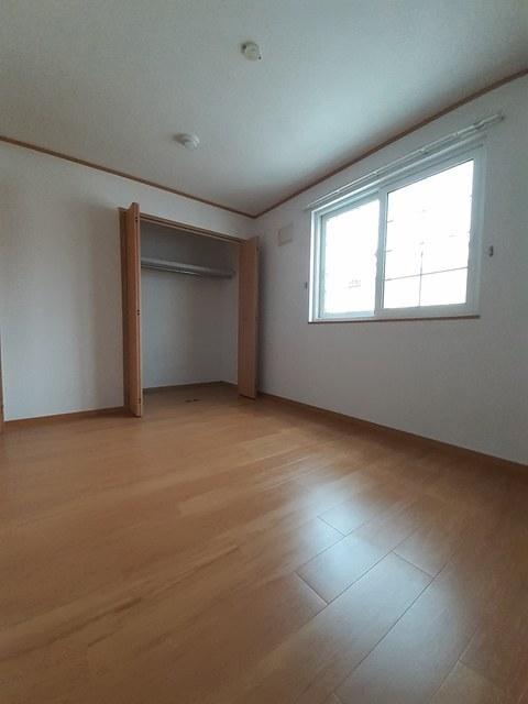 エミネンス和　三番館（202） 室内