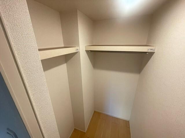 プラチナ　バレー（103） 収納