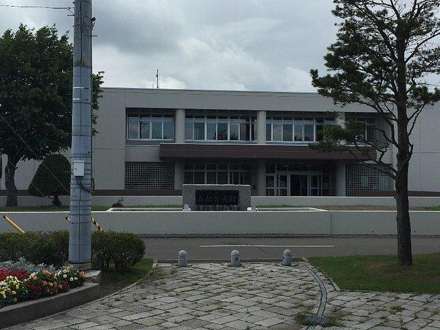 島松公民館：290m