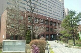 東区役所：2210m