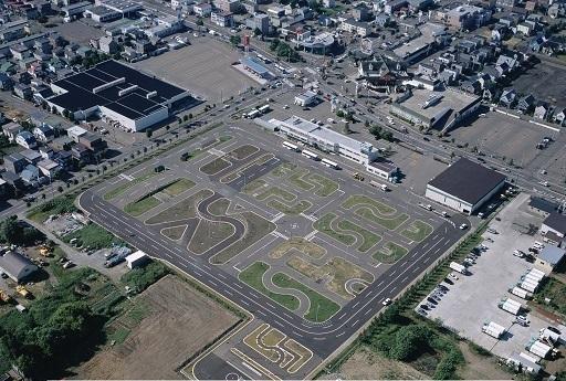 中央バス自動車学校：600m