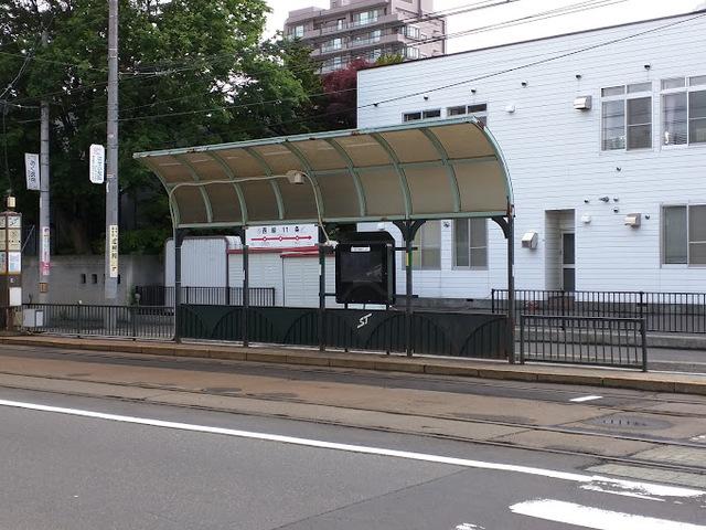 市電　西線１１条：500m