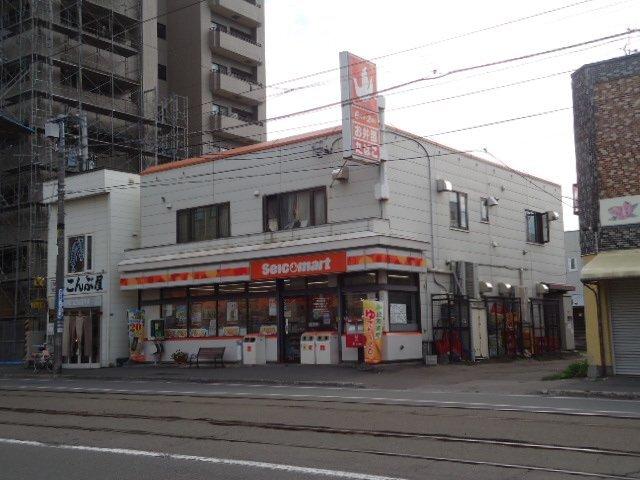 セイコーマートとらや店：184m