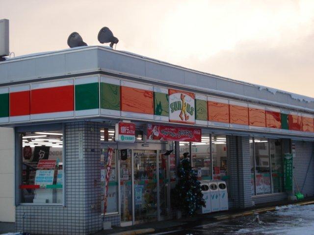 サンクス東豊店：1061m