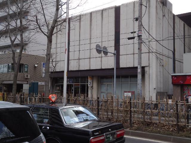 東札幌駅(札幌市交通局　東西線)：996m