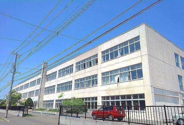 東川下小学校：1200m