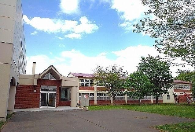 江別第三中学校：1300m