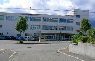 青葉中学校：400m