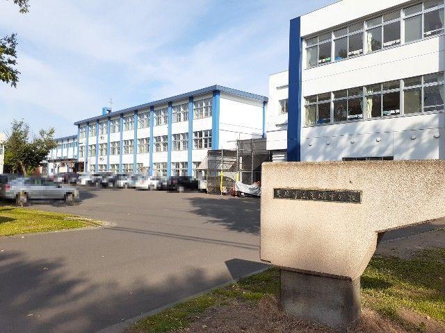 恵明中学校：300m