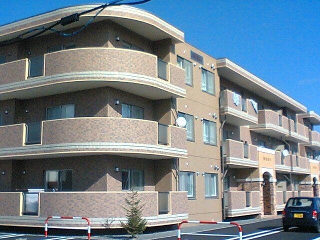 苫小牧駅より徒歩17分 築20年1ヶ月 3階建の賃貸物件
