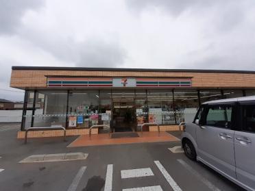 セブンイレブン前橋小相木町店：280m