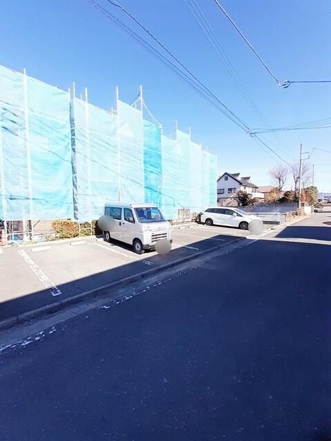 ＨＯＭＥ・Ｙ（203） 駐車場