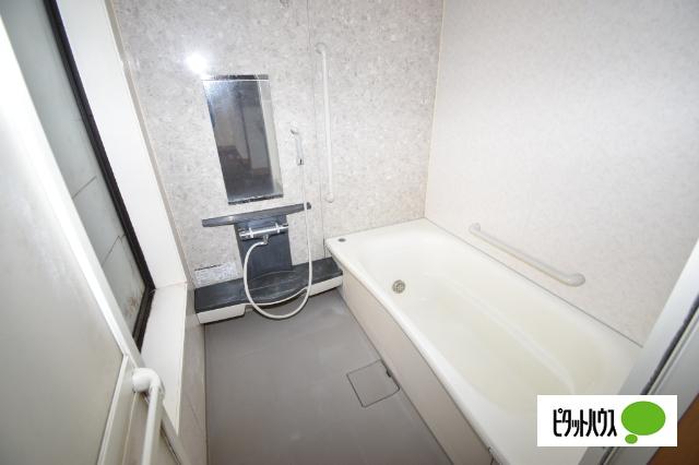 六供町戸建住宅 バス／シャワー