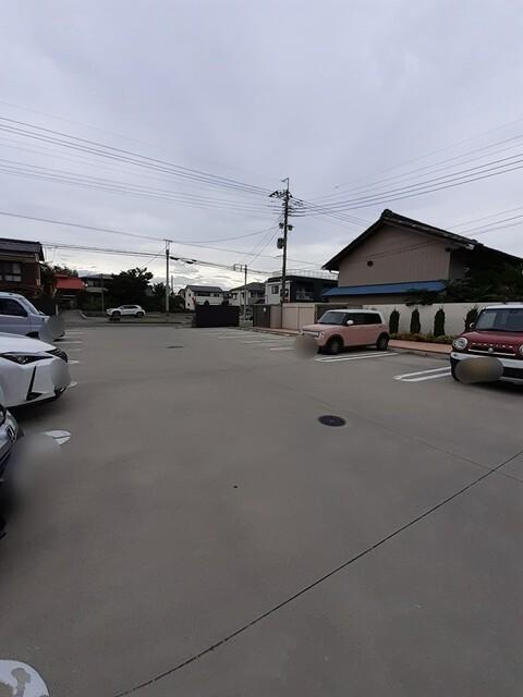 Ｏｃｅａｎ　Ｓｋｙ（302） 駐車場