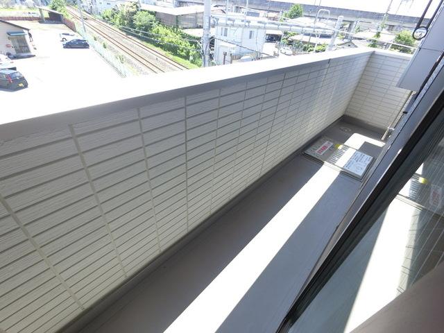 ラルジュ飯塚（302） バルコニー