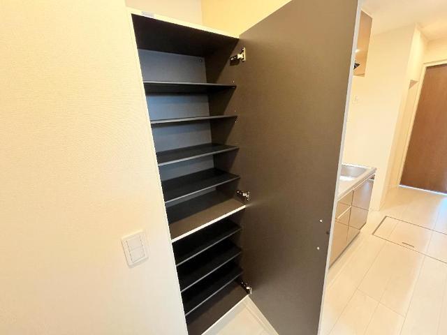 ブルゴーニュ 部屋画像