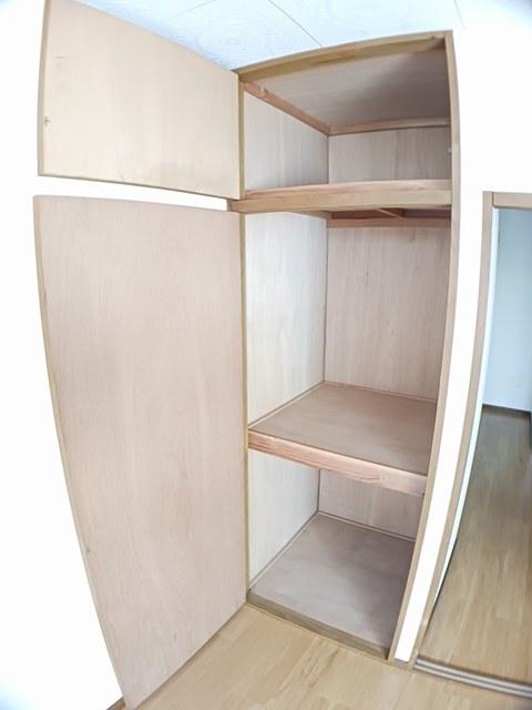 イーストタウン（101） 収納
