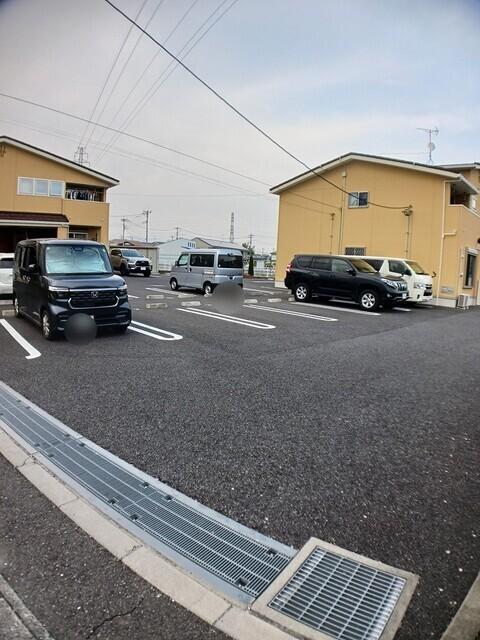 ＴａｋａｓａｋｉＴｏｔｔｏｓⅥ（102） 駐車場
