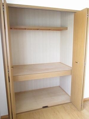 エスポワール本宿Ａ（101） 収納